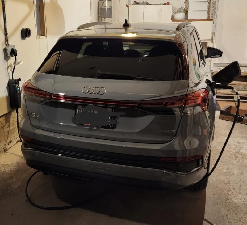 EV-CHARGER-4